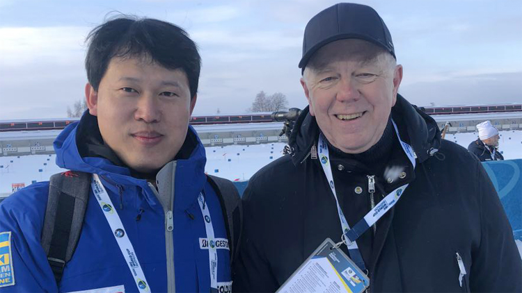 教师刘元国博士参加冬季两项世锦赛短期考察活动