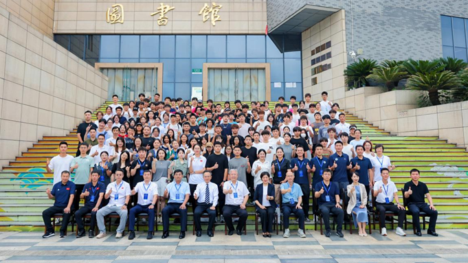 学校党委常委、副院长李成梁教授参加2024全国学校生存探险类项目发展论坛